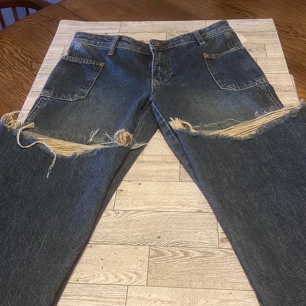 We The Free Blue Ankle Cropped Jeans Effortless Style